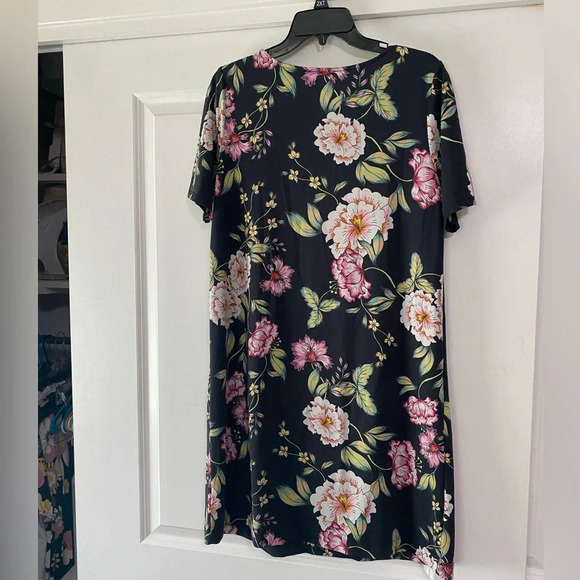 Yumi Kim Floral Shift Dress - Picture 3 of 5